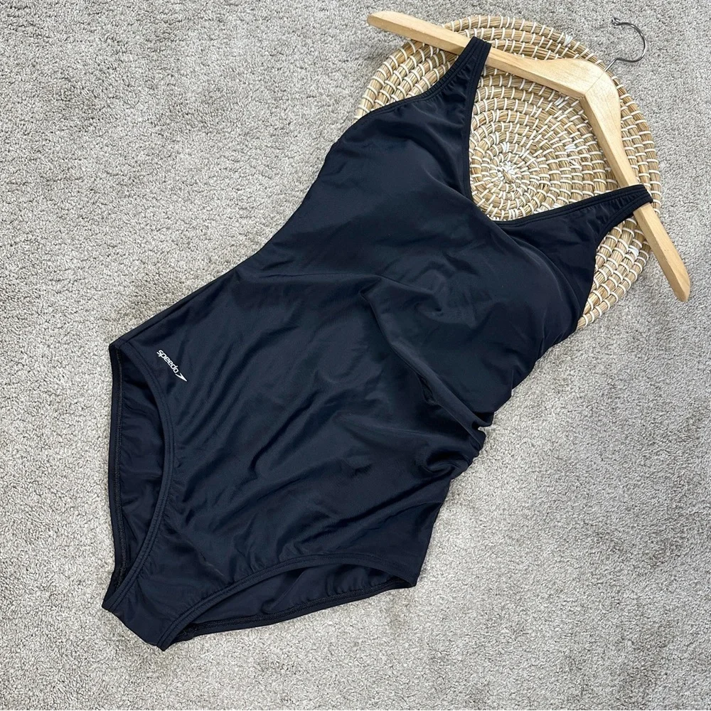 Speedo Women’s One-Piece V-Neck Swimsuit Wide Shoulder Straps in Black 10
